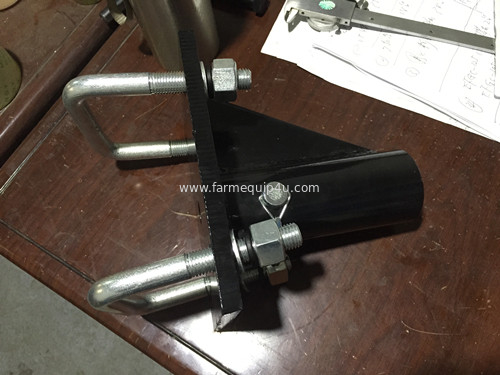 Bracket For Hay Spear Point,Square;Bale Spear Bracket To Loaders supplier