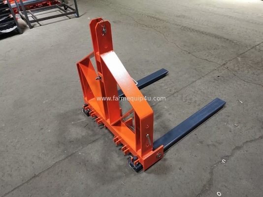 PF700  - Tractor Implements 3point Hitch Pallet Forks 700kgs; Tractor Fork Pallet For Farm Moving goods supplier